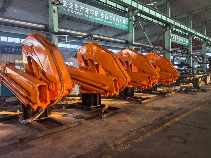 吊機(jī)總成類